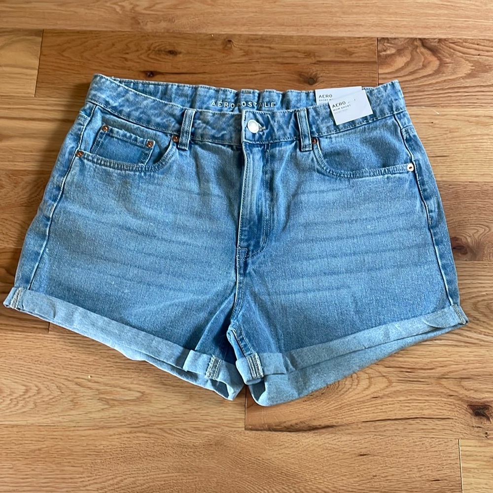 AEROPOSTALE || Mom Short Size 12 NWT